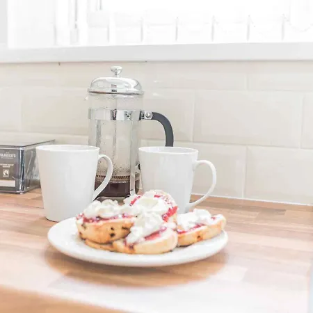 Appartement Pass The Keys Comfortable 3 Bed In Bowness With Parking Windermere